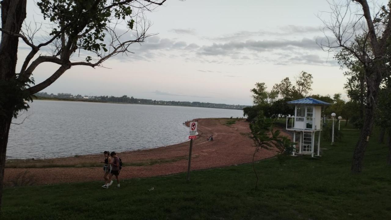 Las Rosas- Centro De Federacion- 3 Cuadras De La Playa- Solo Con Sena エクステリア 写真